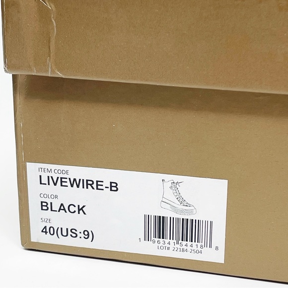 NWT Azura Livewire Patent Black Rhinestone Platform Bootie Combat Moto Size 9 - Picture 11 of 15